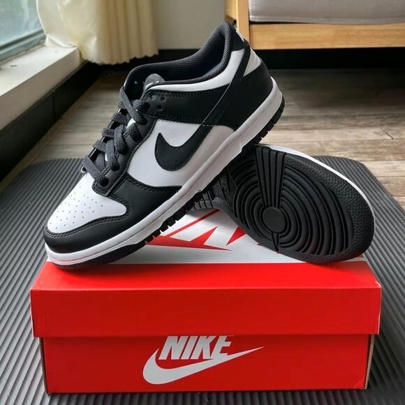 Nike Dunk Low \